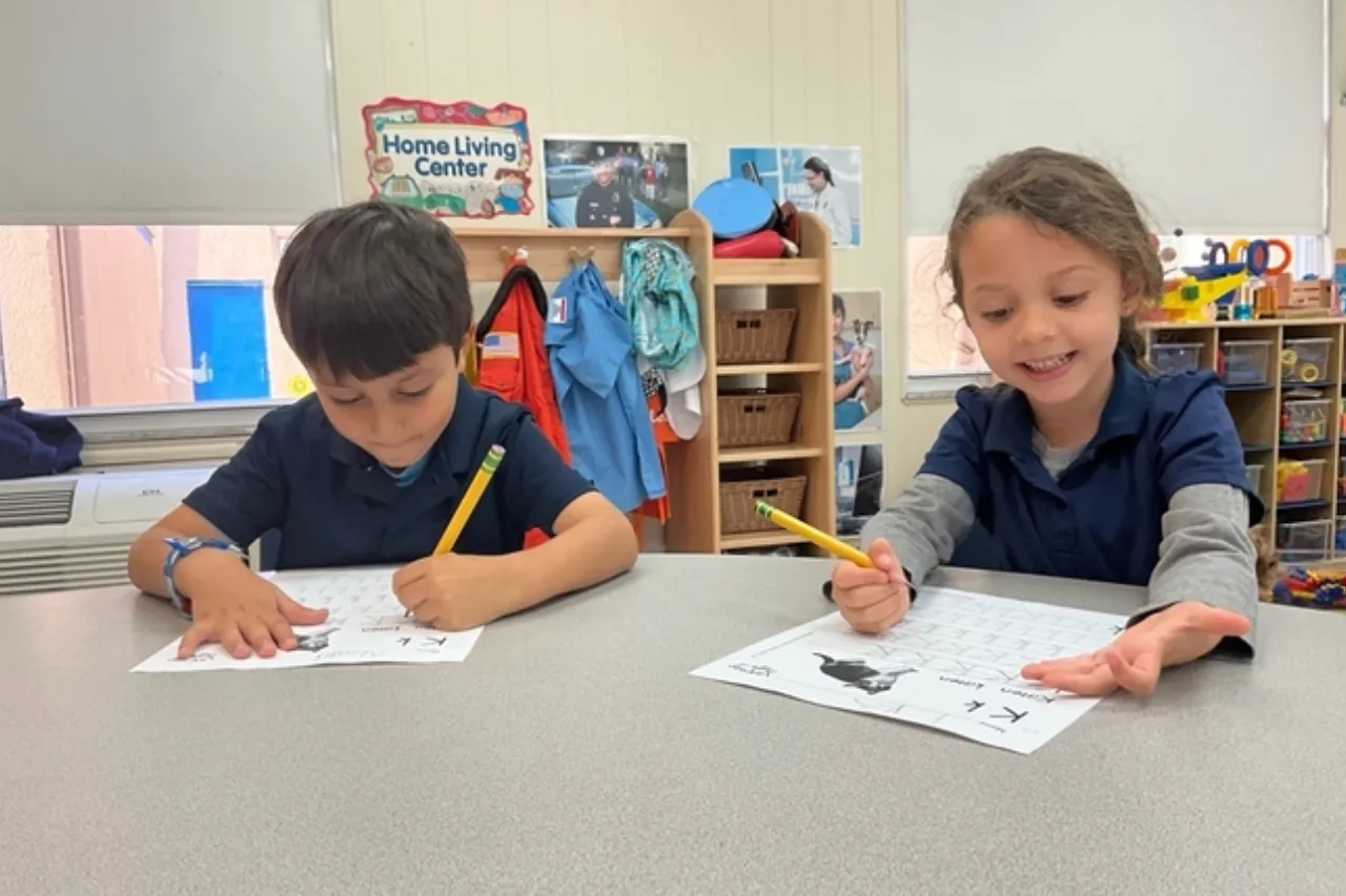 Child participating in a hands-on sensory learning activity at Horizons Learning Centers in Orlando.